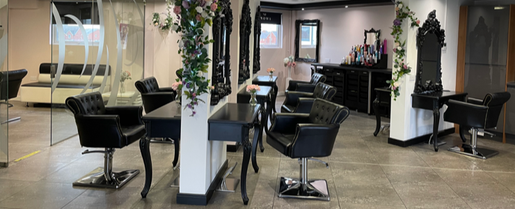 Ladies Cutting & Styling